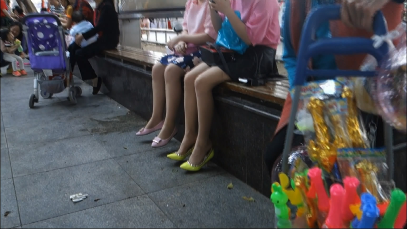 Beautiful girls wear nylonfeet and flatshoes